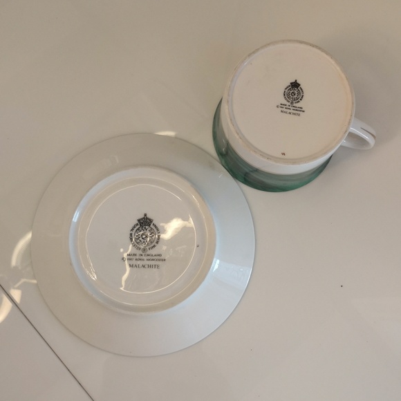 Royal Worcester Teacup and Saucer - Picture 3 of 4